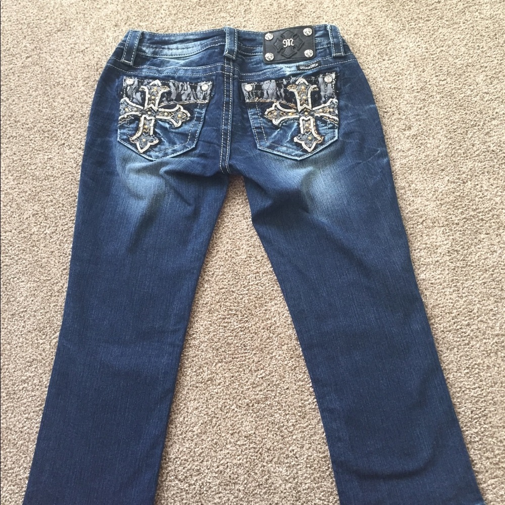 Miss Me Capris - Picture 4 of 12